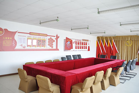 少妇出轨做爰高潮A片