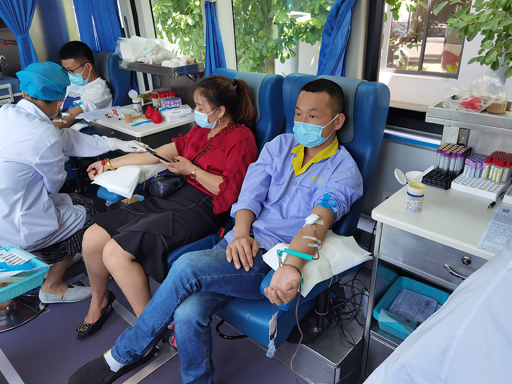 少妇出轨做爰高潮A片