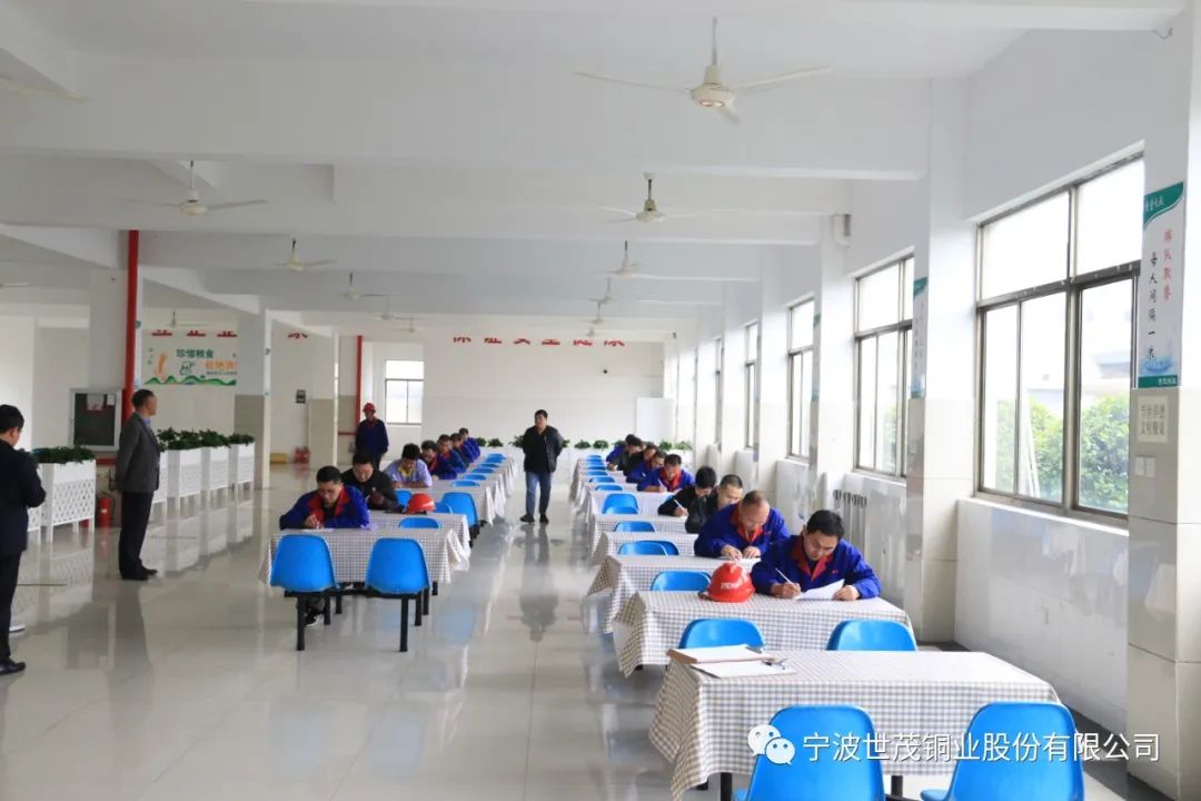 少妇出轨做爰高潮A片