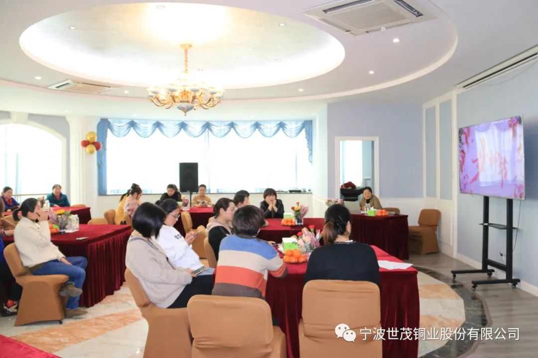 少妇出轨做爰高潮A片