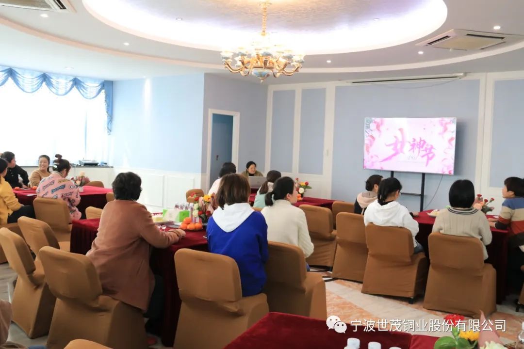 少妇出轨做爰高潮A片