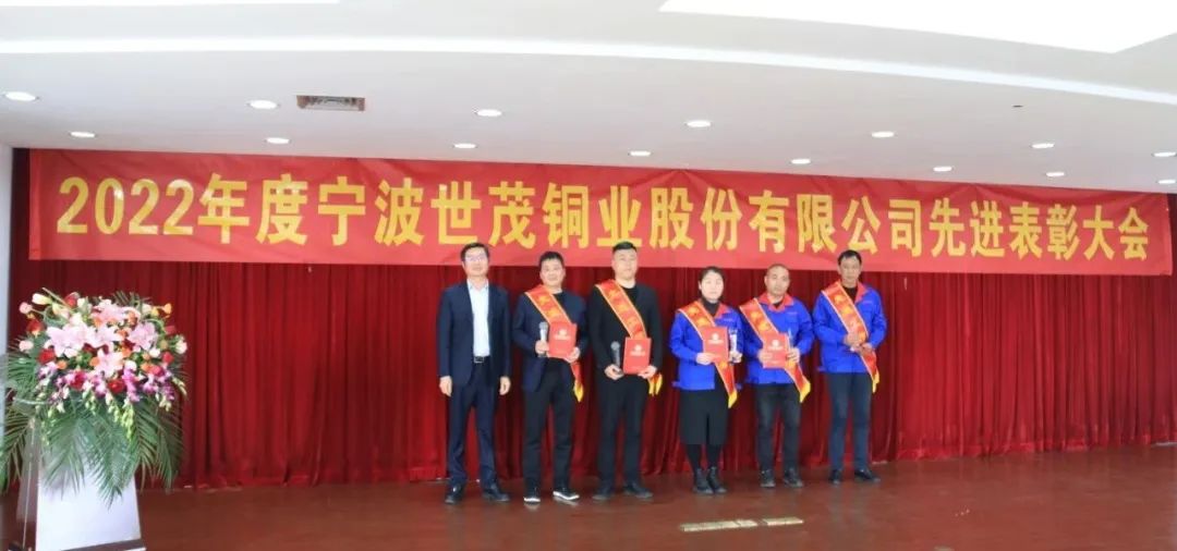 少妇出轨做爰高潮A片