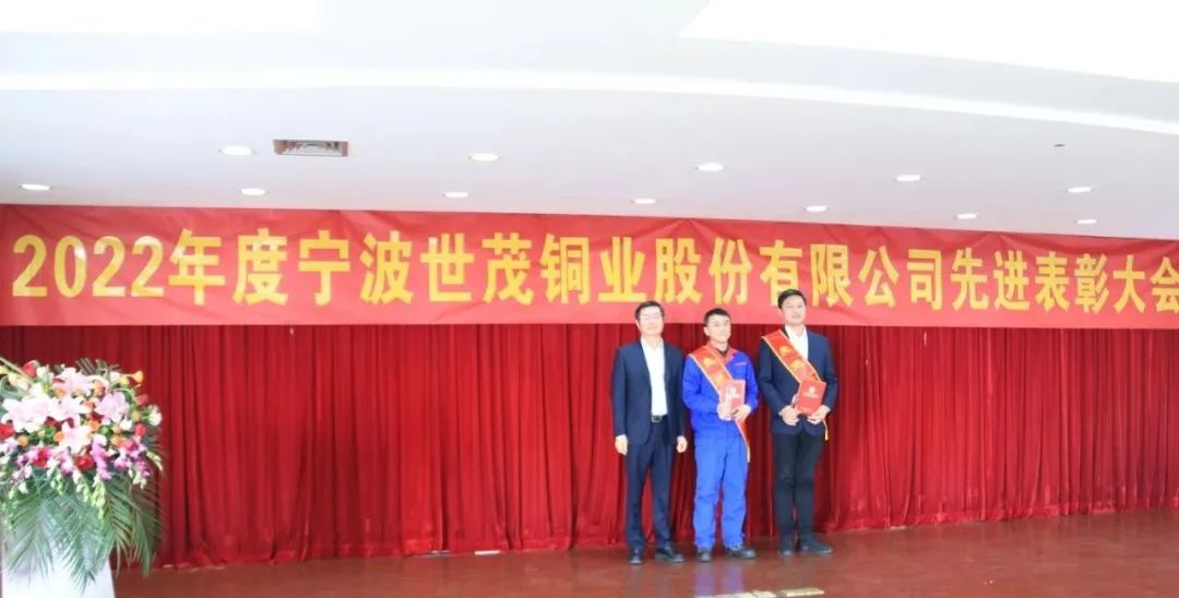 少妇出轨做爰高潮A片